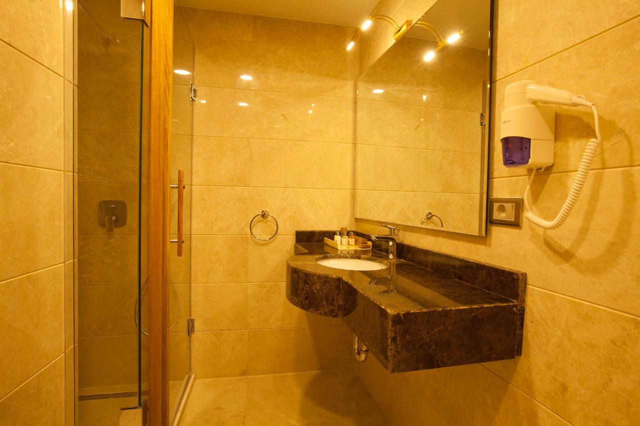Beethoven Hotel - Special Category Istanbul Bagian luar foto
